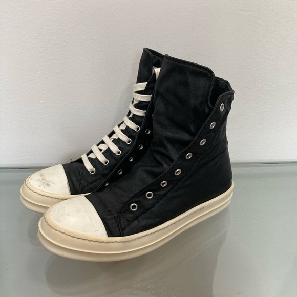 SOLD - Picture 3 of 13